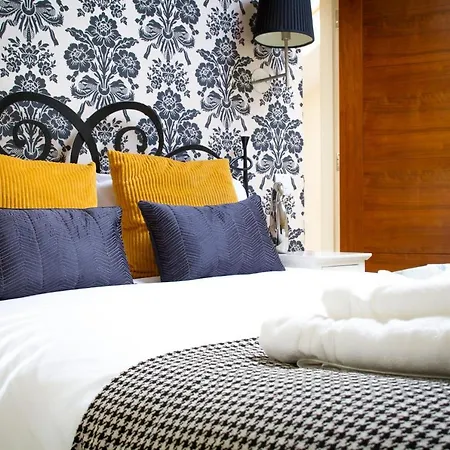 Coach House At Holiday home *