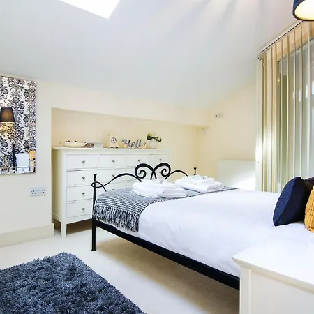 Coach House At Arnside